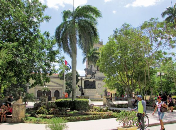 Plaza de los Trabajadores in Camaguey. Photo by Rick Caroselli