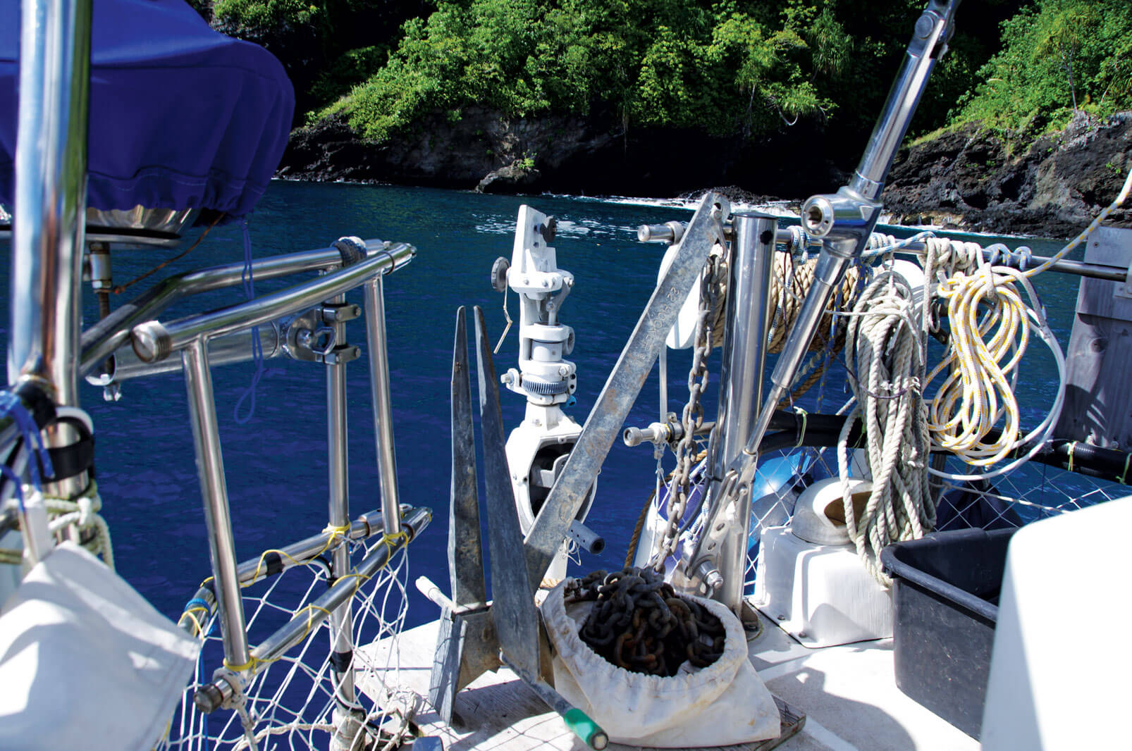 Anchor chain and floating rope. Photo by Birgit Hackl and Christian Feldbauer