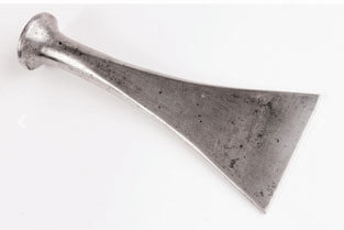 Even narrow irons for small craft are dull—no caulking iron is sharp