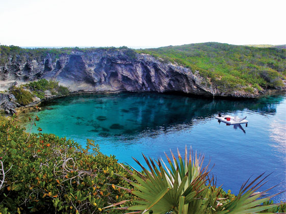 Dean's Blue Hole and Cliff