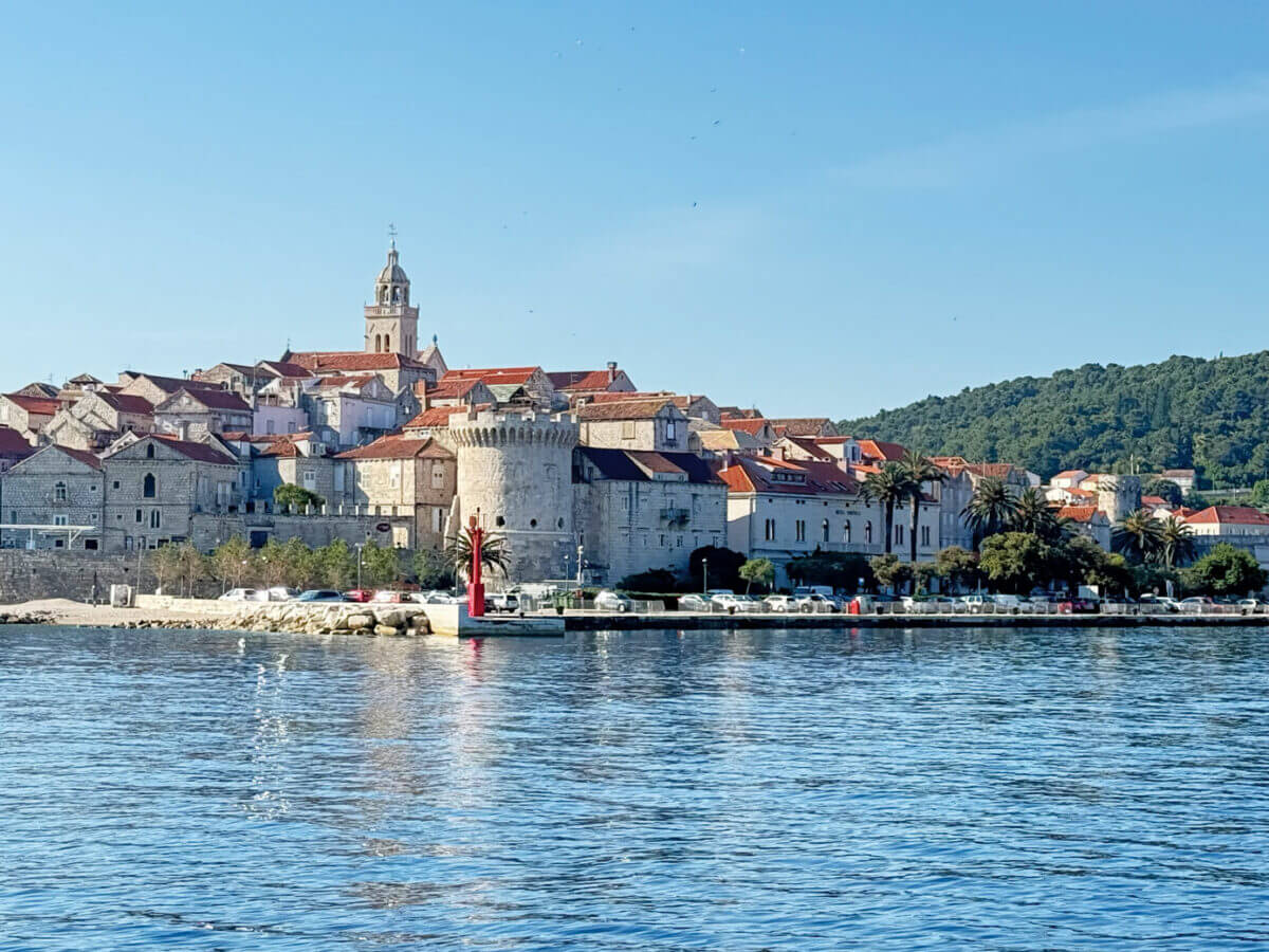 Sailing into Korčula and history