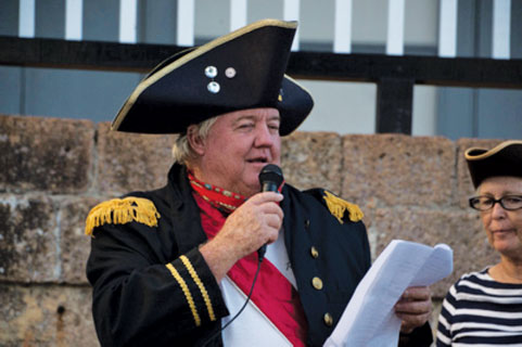 Tommy Patterson emcees the awards at the Nelsons Pursuit Race