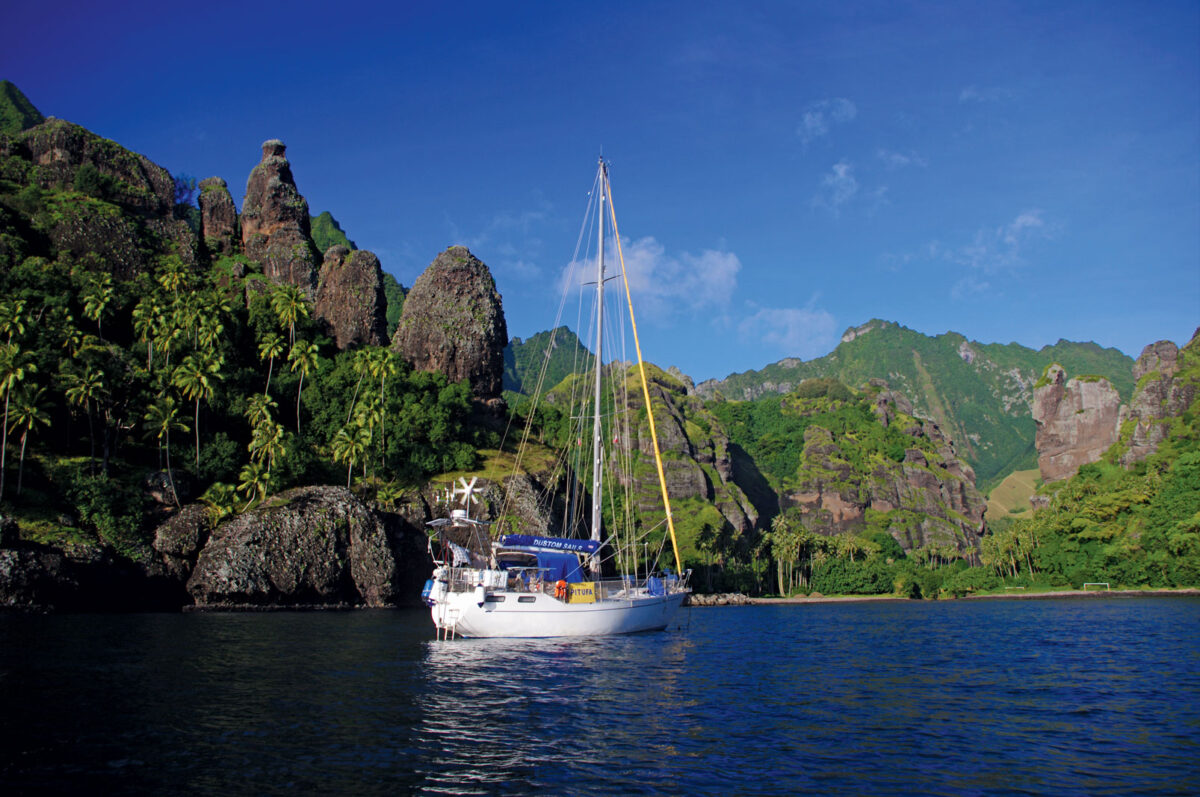 Baie des Vierges on Fatu Hiva Marquesas