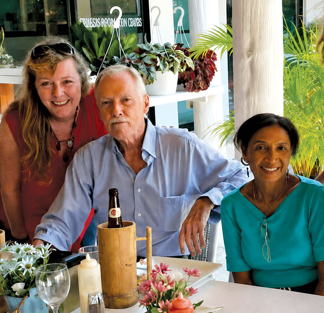 Bruce Van Sant (middle). Courtesy Seven Seas Cruising Association